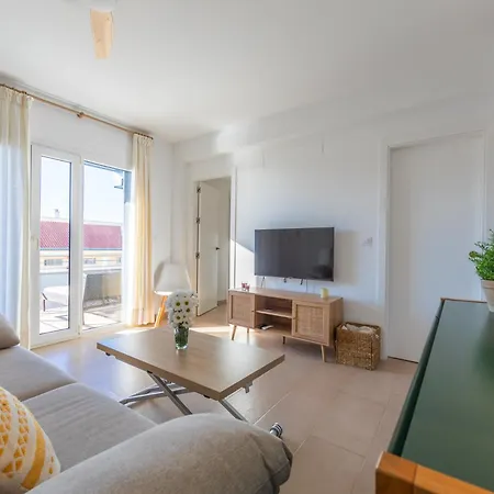 Brisa - Modern - By Rent Apartment