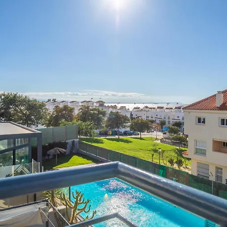 Brisa - Modern - By Rent Apartment *